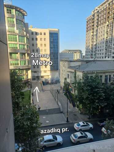 İcarəyə verilir 3 otaqlı yeni tikili 120 m², 28 May m., photo 1 from 20