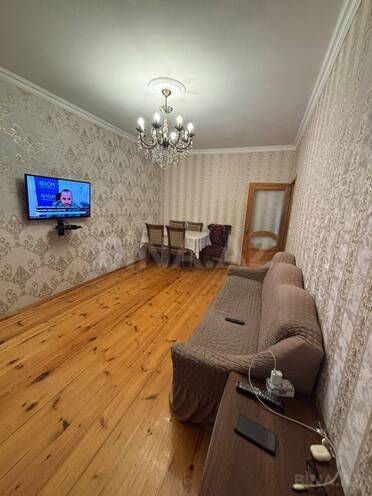 Satılır 2 otaqlı köhnə tikili 60 m², Xalqlar Dostluğu m., photo 1 from 18