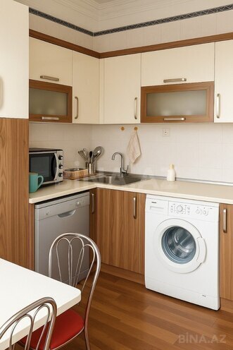 İcarəyə verilir 4 otaqlı köhnə tikili 120 m², 20 Yanvar m., photo 15 from 19