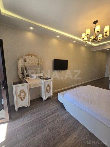 Сдаётся 3-комн. новостройка 155 м², м. Низами, photo 10 from 18