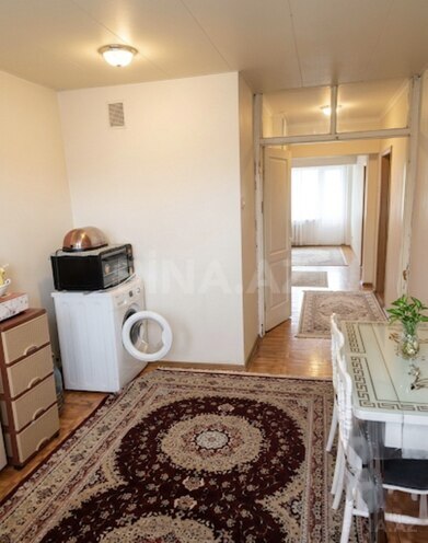 Продается 3-комн. вторичка 72 м², м. Ази Асланов, photo 9 from 11