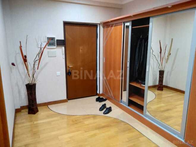 Сдается 3-комн. новостройка 150 м², м. 28 мая, photo 15 from 16