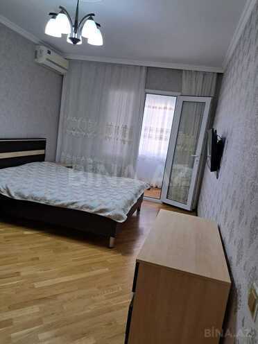 İcarəyə verilir 3 otaqlı yeni tikili 90 m², 7-ci mikrorayon q., photo 1 from 17