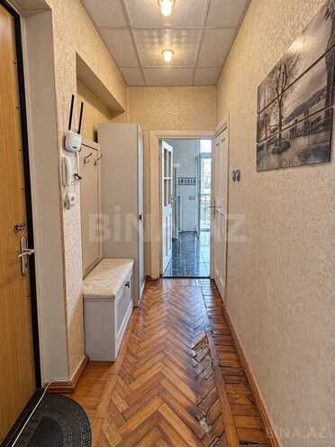 Satılır 2 otaqlı köhnə tikili 60 m², Sahil m., photo 19 from 29