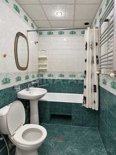 Satılır 2 otaqlı köhnə tikili 60 m², Sahil m., photo 25 from 29