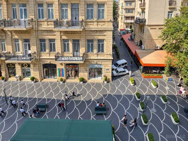 Satılır 2 otaqlı köhnə tikili 60 m², Sahil m., photo 13 from 29