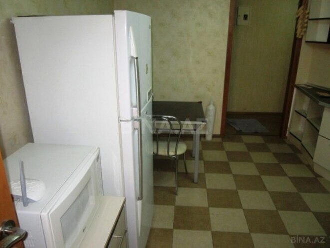 Продаётся 4-комн. вторичка 96 м², м. Гянджлик, photo 6 from 14