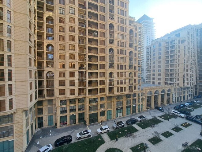 Сдаётся 3-комн. новостройка 220 м², м. 28 мая, photo 24 from 28