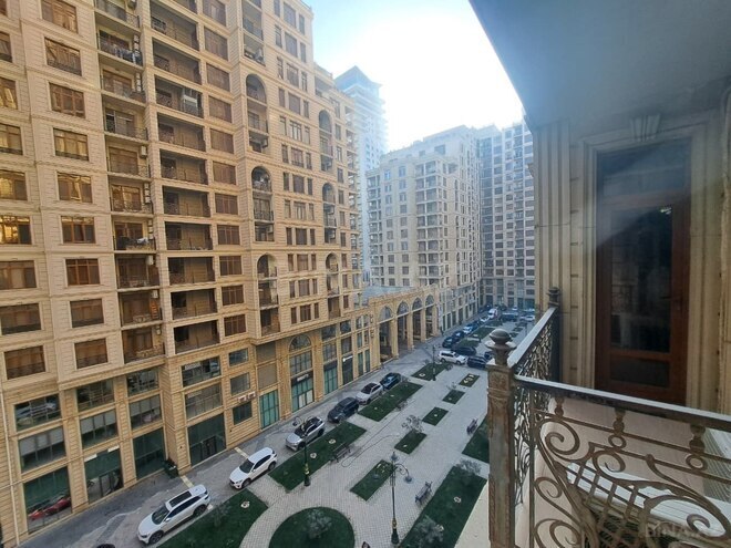 Сдаётся 3-комн. новостройка 220 м², м. 28 мая, photo 25 from 28