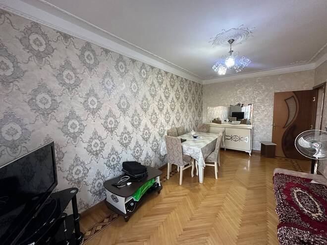 Satılır 3 otaqlı köhnə tikili 75 m², Xalqlar Dostluğu m., photo 3 from 10