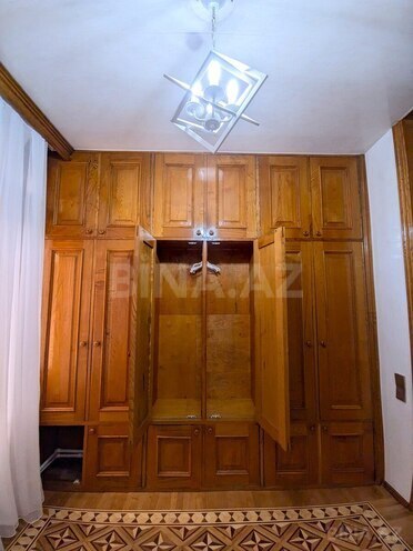 İcarəyə verilir 3 otaqlı köhnə tikili 100 m², 8 Noyabr m., photo 26 from 32