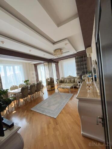 Продается 3-комн. новостройка 135 м², м. Насими, photo 1 from 15