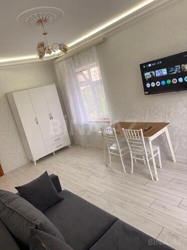 Продаётся 1-комн. вторичка 40 м², м. Ахмедлы, photo 3 from 9