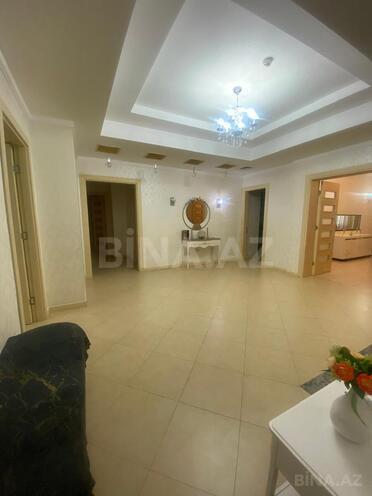 Сдаётся 4-комн. новостройка 240 м², м. Низами, photo 9 from 13