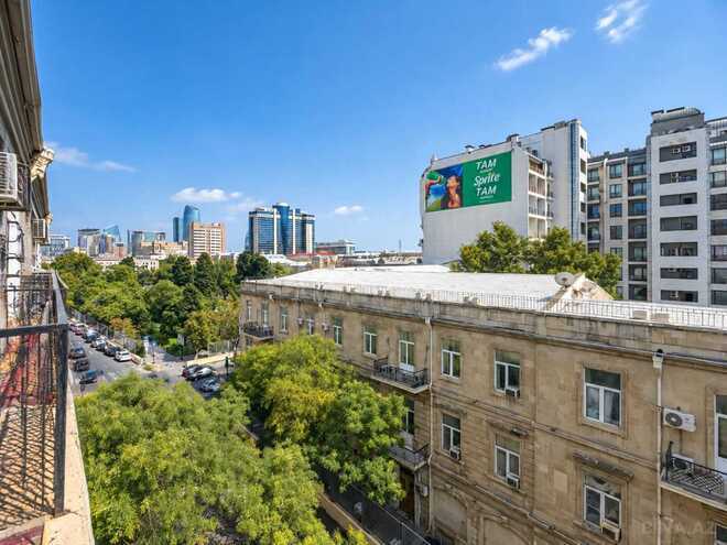 Satılır 3 otaqlı köhnə tikili 101.2 m², Sahil m., photo 5 from 32