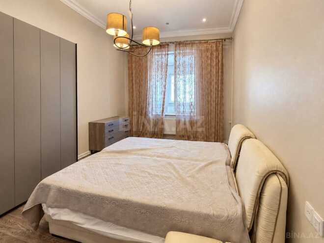 Satılır 3 otaqlı köhnə tikili 101.2 m², Sahil m., photo 18 from 32