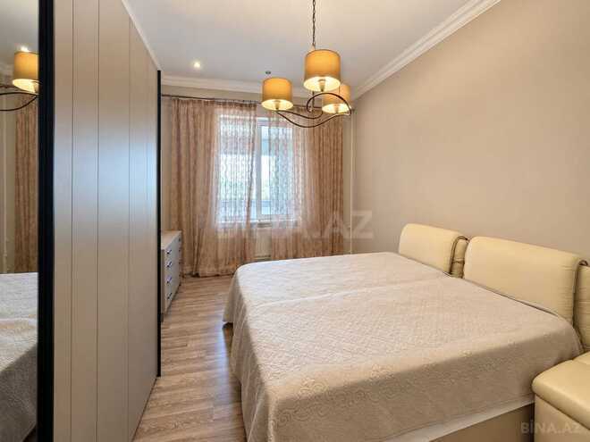Satılır 3 otaqlı köhnə tikili 101.2 m², Sahil m., photo 19 from 32