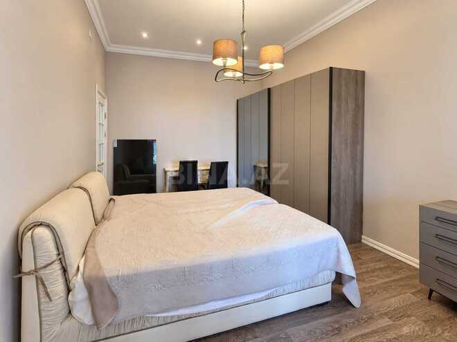 Satılır 3 otaqlı köhnə tikili 101.2 m², Sahil m., photo 20 from 32
