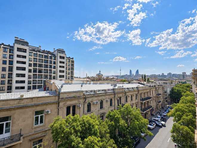 Satılır 3 otaqlı köhnə tikili 101.2 m², Sahil m., photo 12 from 32