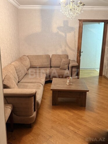 Satılır 3 otaqlı köhnə tikili 65 m², Gənclik m., photo 1 from 18