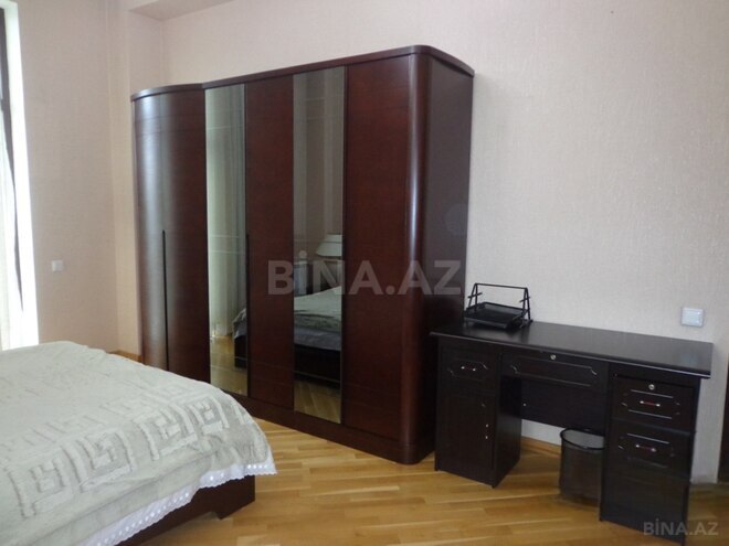 Сдается 3-комн. новостройка 150 м², м. Сахил, photo 7 from 15