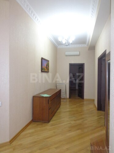 Сдается 3-комн. новостройка 150 м², м. Сахил, photo 14 from 15