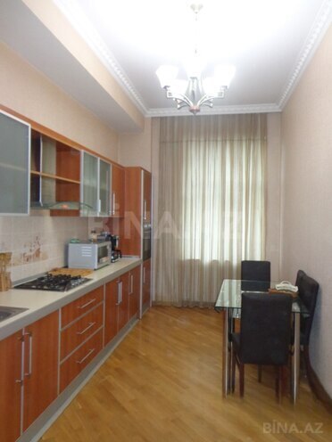 Сдается 3-комн. новостройка 150 м², м. Сахил, photo 9 from 15