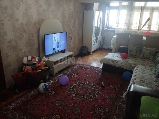 Satılır 3 otaqlı köhnə tikili 90 m², Gənclik m., photo 1 from 12