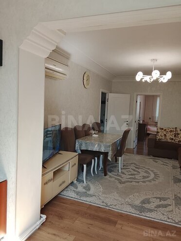 Продаётся 3-комн. вторичка 68 м², м. Нефтчиляр, photo 12 from 30