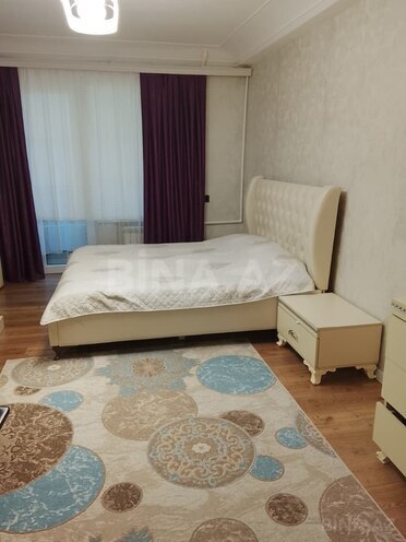 Продаётся 3-комн. вторичка 68 м², м. Нефтчиляр, photo 15 from 30