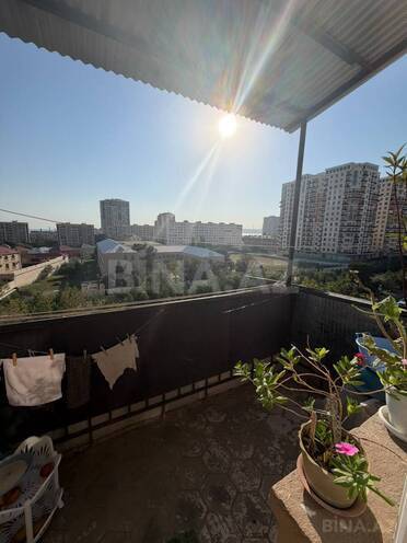 Продаётся 3-комн. вторичка 70 м², м. Ази Асланов, photo 10 from 16