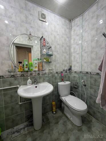 Продаётся 3-комн. вторичка 70 м², м. Ази Асланов, photo 14 from 16