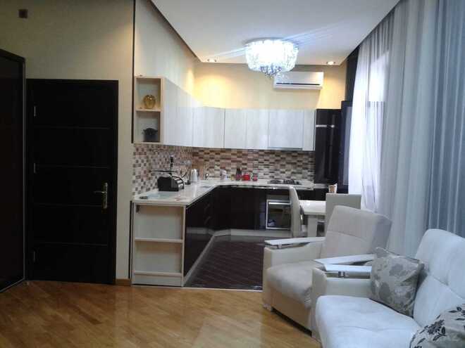 İcarəyə verilir 3 otaqlı köhnə tikili 80 m², Sahil m., photo 10 from 17
