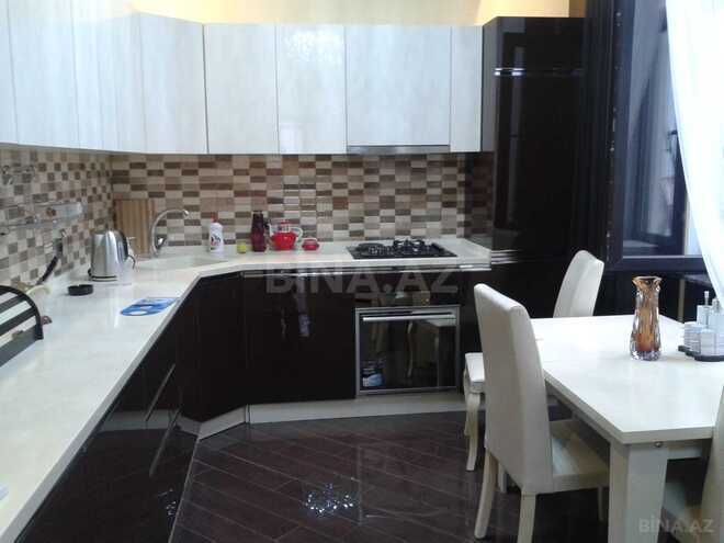 İcarəyə verilir 3 otaqlı köhnə tikili 80 m², Sahil m., photo 11 from 17
