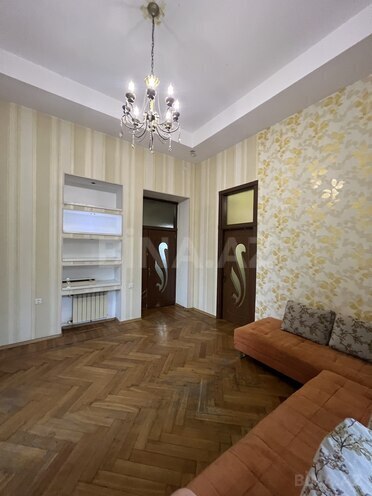Сдаётся 3-комн. вторичка 90 м², м. Ичеришехер, photo 4 from 19