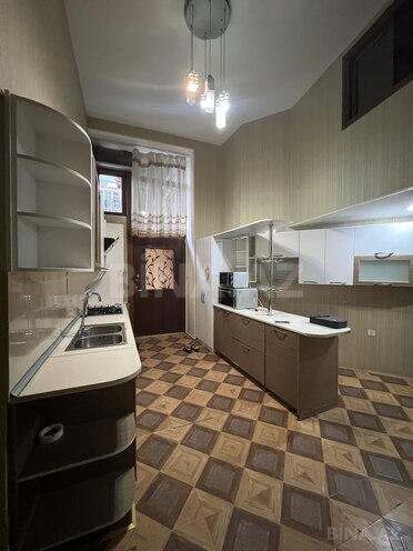 Сдаётся 3-комн. вторичка 90 м², м. Ичеришехер, photo 7 from 19