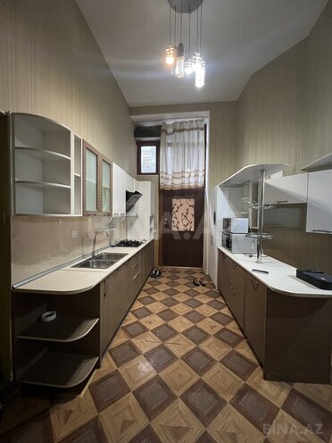 Сдаётся 3-комн. вторичка 90 м², м. Ичеришехер, photo 6 from 19