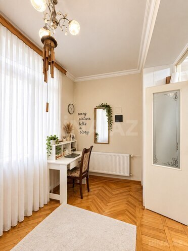 Satılır 2 otaqlı köhnə tikili 60 m², Sahil m., photo 11 from 14