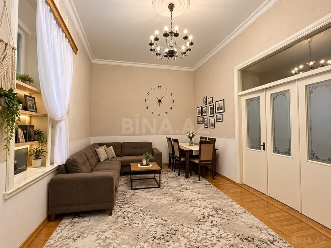 Satılır 2 otaqlı köhnə tikili 60 m², Sahil m., photo 7 from 14