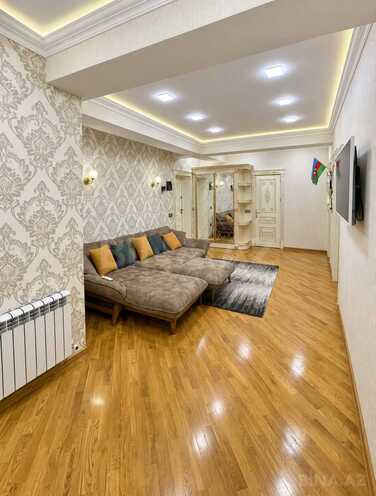 Сдается 2-комн. новостройка 96 м², м. Ази Асланов, photo 7 from 14