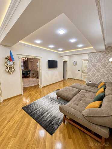 Сдается 2-комн. новостройка 96 м², м. Ази Асланов, photo 6 from 14