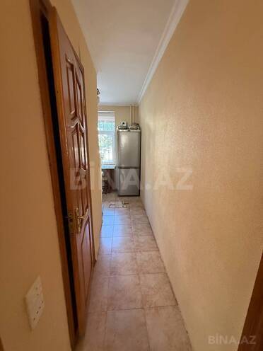 Сдается 3-комн. вторичка 70 м², м. Кара Караев, photo 10 from 12