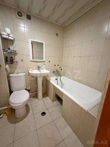 Сдается 3-комн. вторичка 70 м², м. Кара Караев, photo 9 from 12