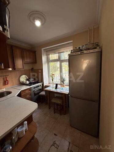 Сдается 3-комн. вторичка 70 м², м. Кара Караев, photo 8 from 12
