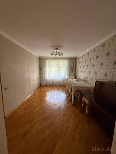 Сдается 3-комн. вторичка 70 м², м. Кара Караев, photo 4 from 12
