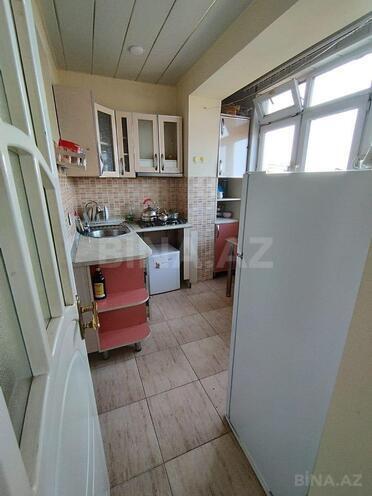 Satılır 3 otaqlı köhnə tikili 50 m², Xalqlar Dostluğu m., photo 8 from 12