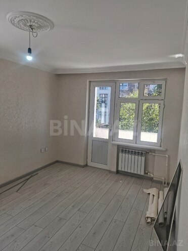 Продается 2-комн. вторичка 55 м², м. Кара Караев, photo 3 from 19