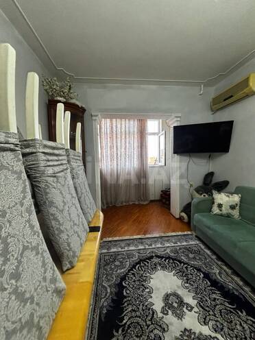 Satılır 3 otaqlı köhnə tikili 70 m², Yeni Günəşli q., photo 1 from 16