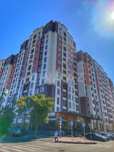 Продаётся 2-комн. новостройка 70.2 м², м. Кара Караев, photo 1 from 9