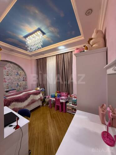 Сдаётся 5-комн. новостройка 178 м², м. 8 ноября, photo 16 from 19